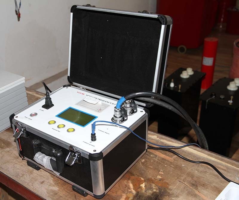تست الکتریکی ولتاژ چند تایی تنظیم تستر VLF Hipot Frequency پایین